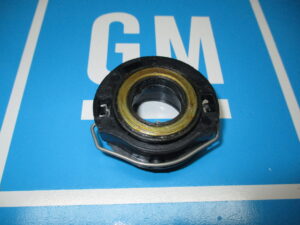 A new non-tilt lower bearing adapter with bearing and clip